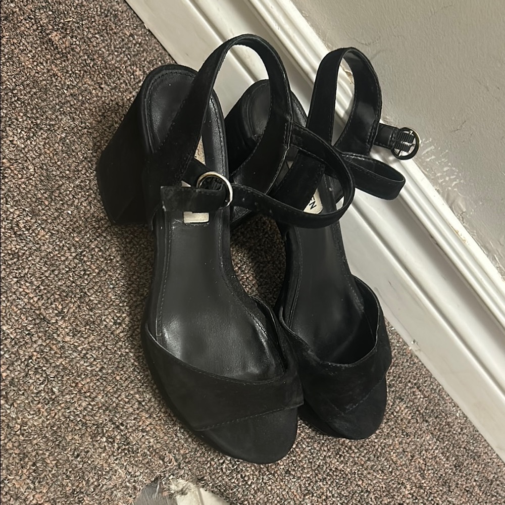 Steve Madden Elegant Black Women's Sandals